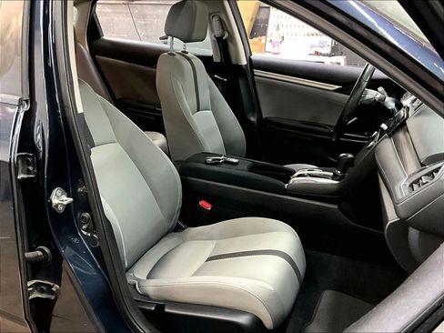 Used 2019 Honda Civic EX image 10