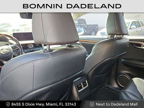 Used 2021 Lexus RX 350L FWD w/ Premium Package image 8