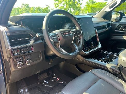 Used 2025 GMC Yukon XL Elevation AWD/4WD image 26