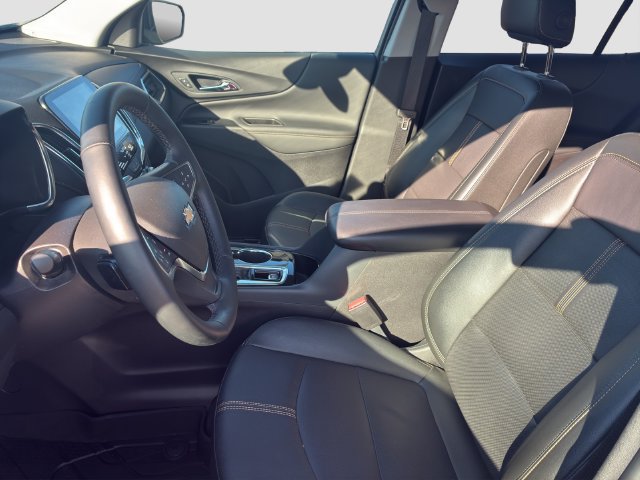 Used 2024 Chevrolet Equinox Premier AWD/4WD image 11