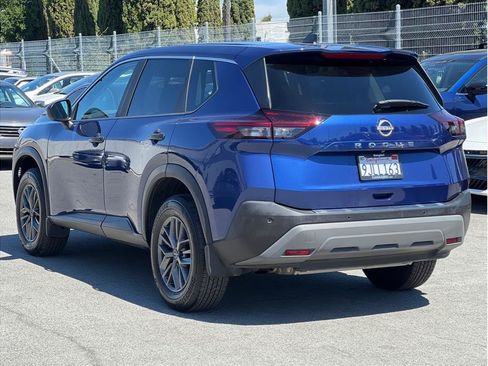 Used 2023 Nissan Rogue S FWD image 6