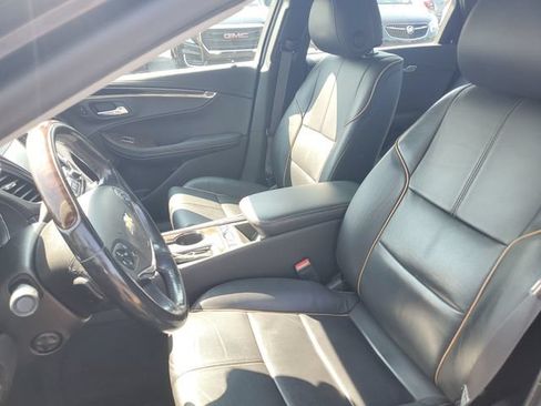 Used 2014 Chevrolet Impala LTZ FWD image 16