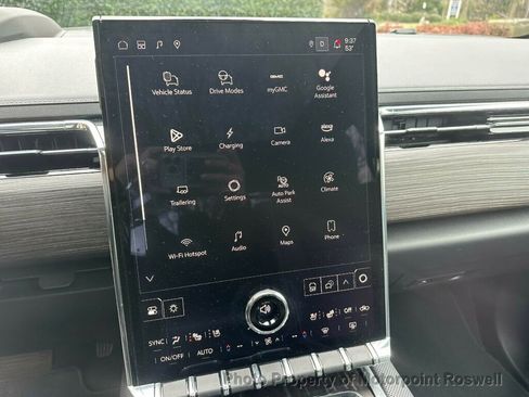 Used 2024 GMC Sierra EV Denali image 20