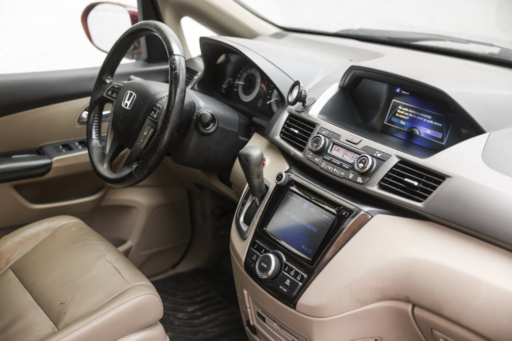 Used 2015 Honda Odyssey Touring image 34