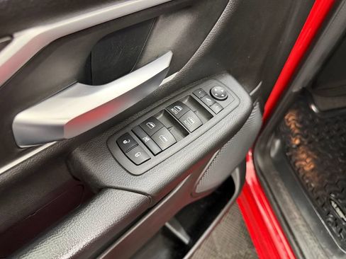 Used 2022 RAM 1500 Big Horn AWD/4WD image 12