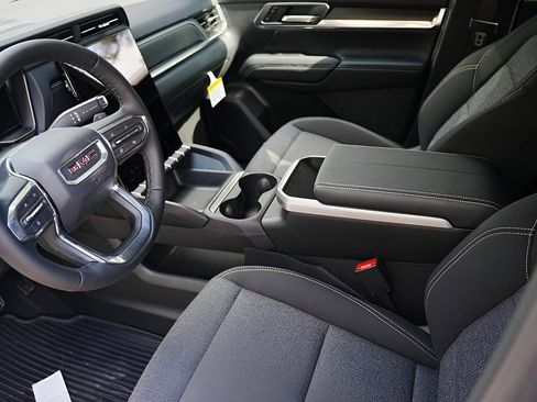 New 2026 GMC Terrain Elevation w/ Black Edition image 8