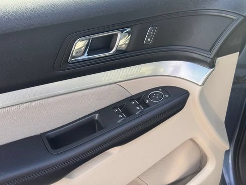 Used 2018 Ford Explorer 4WD image 14