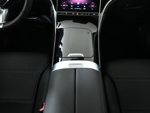 Certified 2025 Mercedes-Benz GLC 300 4MATIC image 22