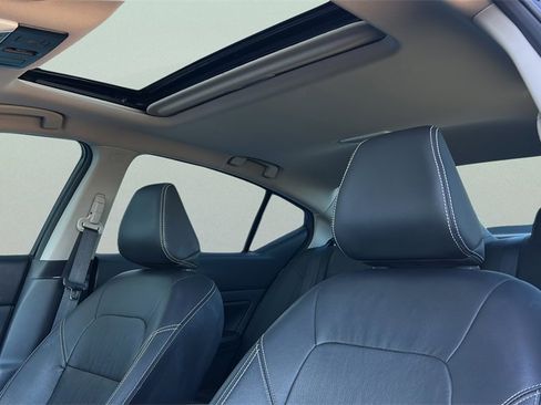 Used 2022 Nissan Altima 2.5 Platinum image 28