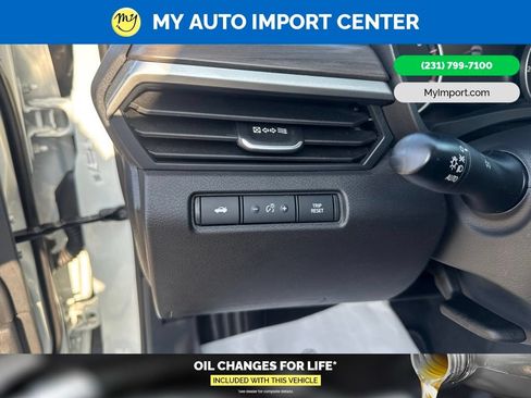 Used 2025 Nissan Altima 2.5 SV w/ SV Special Edition Package AWD/4WD image 14