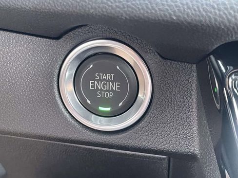 New 2026 Chevrolet Traverse High Country FWD image 17