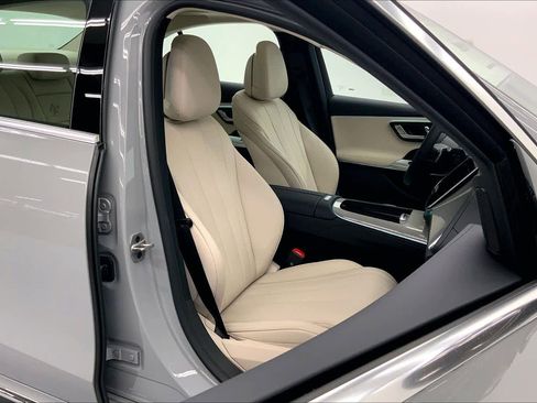 New 2026 Mercedes-Benz E 350 Sedan image 2