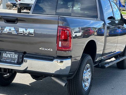 New 2026 RAM 2500 Tradesman AWD/4WD image 7