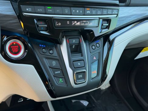 New 2026 Honda Odyssey Elite image 21
