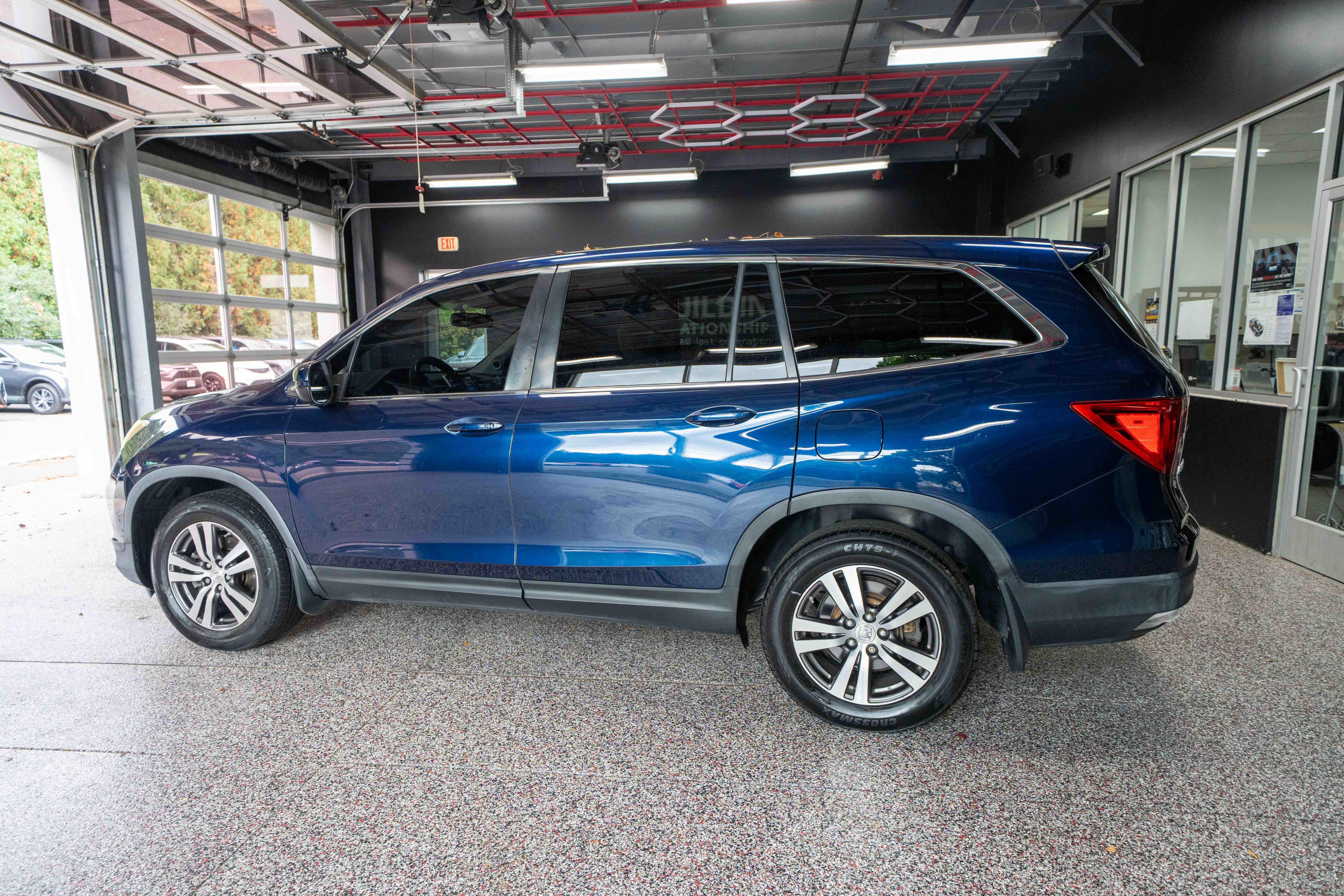 Used 2016 Honda Pilot EX-L image 2