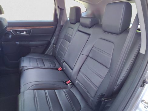 Used 2018 Honda CR-V Touring image 18