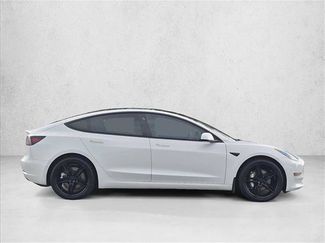 Used 2021 Tesla Model 3 Standard Range Plus RWD video 4