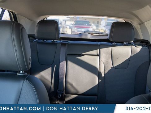 Used 2020 Buick Encore GX Select w/ Sport Touring Package image 21