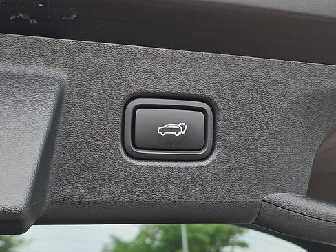 Certified 2023 Hyundai Tucson Limited AWD/4WD image 31