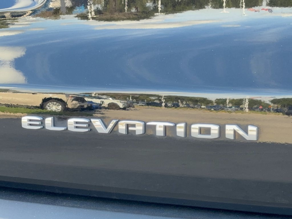 Certified 2026 GMC Acadia Elevation w/ Elevation Premium Package FWD image 31