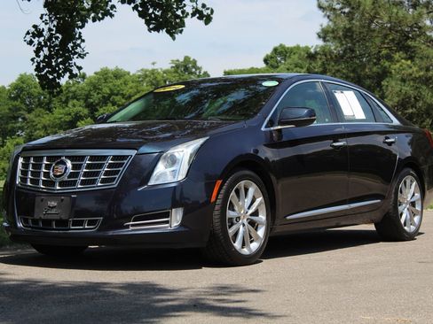 Used 2014 Cadillac XTS Premium AWD/4WD image 3