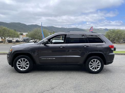 Used 2016 Jeep Grand Cherokee Laredo w/ Quick Order Package 23E RWD image 8