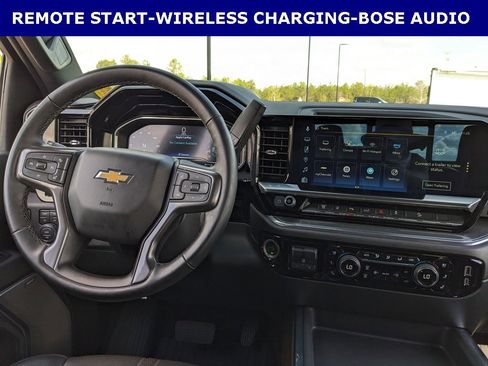 Used 2024 Chevrolet Silverado 2500 High Country w/ High Country Premium Package image 17