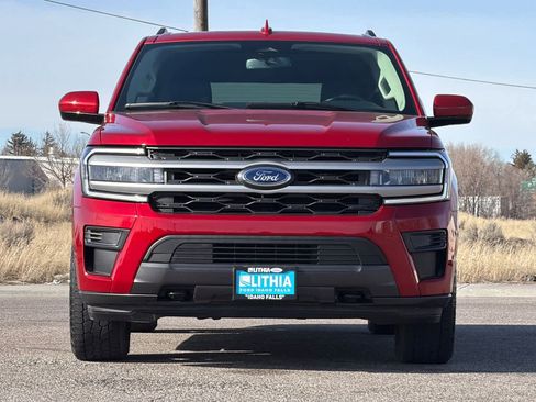 Certified 2022 Ford Expedition XLT image 10