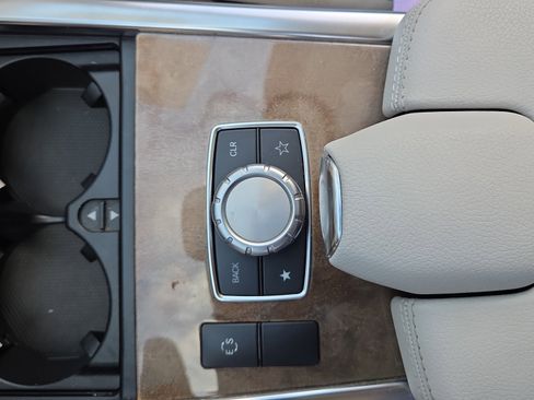 Used 2014 Mercedes-Benz E 350 Sedan image 12