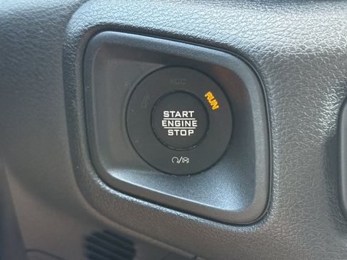 Used 2024 Jeep Wrangler Unlimited w/ Convenience Group AWD/4WD image 21