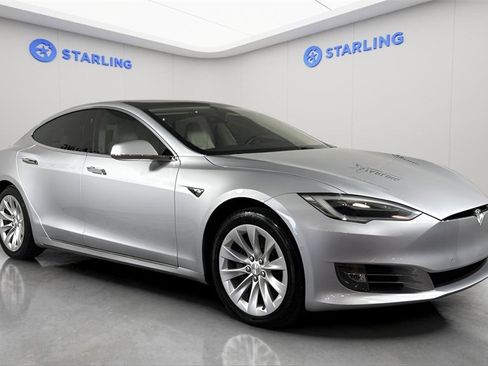 Used 2019 Tesla Model S 100D image 13
