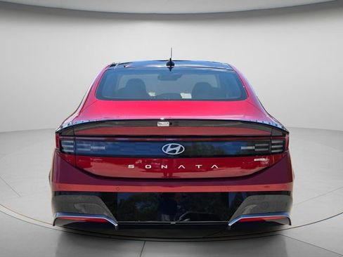 New 2026 Hyundai Sonata Limited FWD image 4
