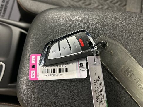 Used 2022 Chevrolet Equinox LT FWD image 22
