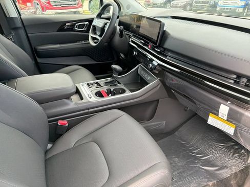 New 2027 Kia Carnival SX Prestige FWD image 22