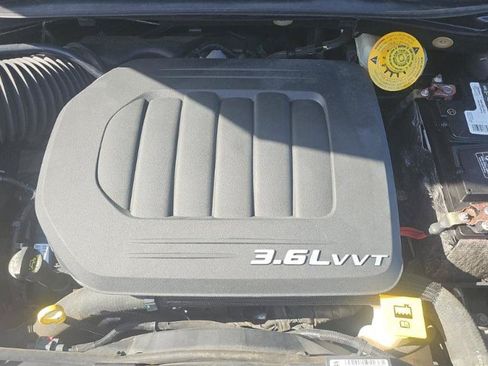 Used 2017 Dodge Grand Caravan SE w/ Power Window Group FWD image 17