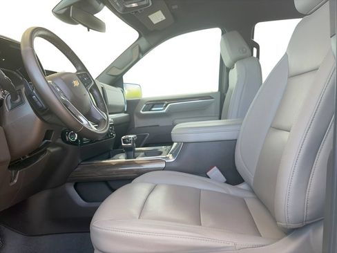 Certified 2025 Chevrolet Silverado 1500 LT AWD/4WD image 20