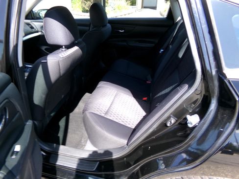 Used 2017 Nissan Altima 2.5 S image 18