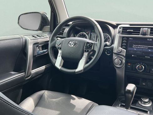 Used 2024 Toyota 4Runner TRD Sport AWD/4WD image 25
