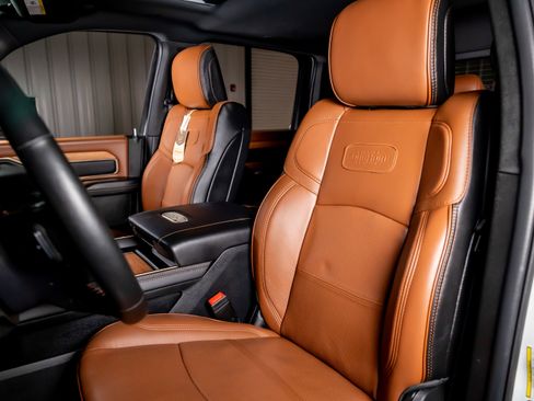 Used 2024 RAM 3500 Limited w/ Safety Group image 4