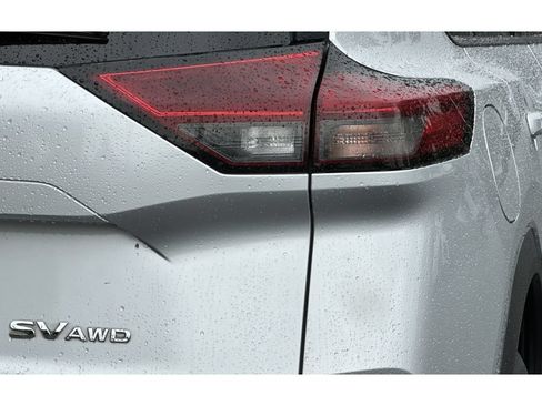 Used 2022 Nissan Rogue SV AWD/4WD image 24