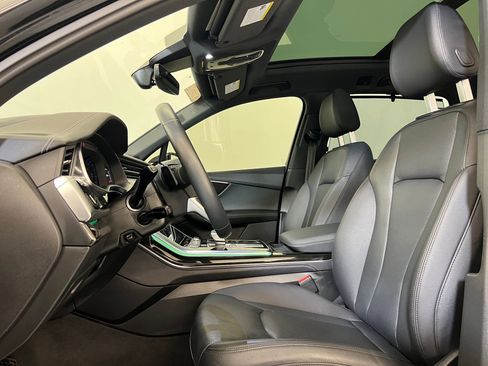 Used 2023 Audi Q7 3.0T Prestige w/ Prestige Package image 5