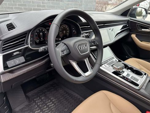 Used 2025 Audi Q8 Premium Plus image 20