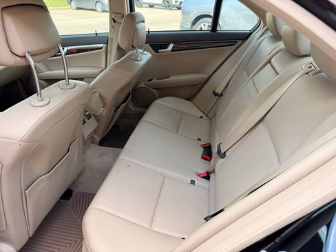 Used 2013 Mercedes-Benz C 300 4MATIC Sedan image 26