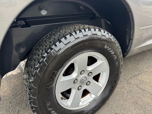 Used 2012 RAM 1500 Classic SLT AWD/4WD image 13