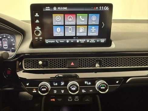 Used 2023 Honda Civic Touring image 21