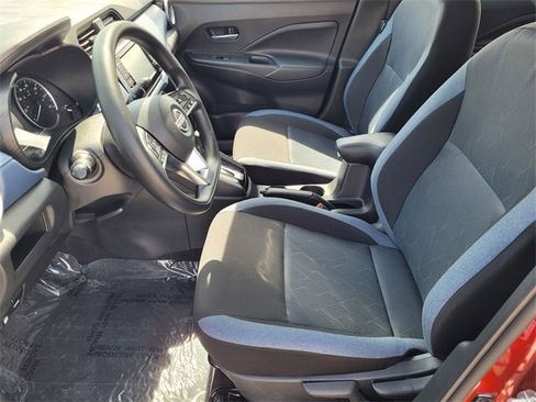 New 2025 Nissan Versa SV w/ Trunk Package image 8