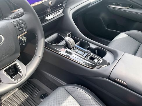 New 2026 Toyota Crown Signia AWD/4WD image 14