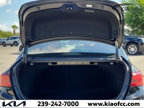 Used 2024 Kia Forte LXS FWD image 12