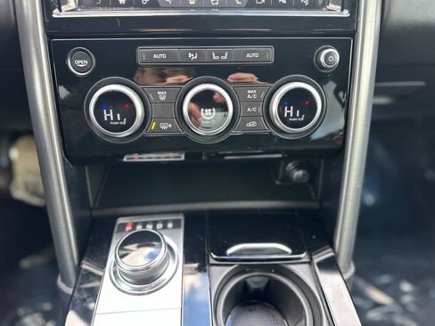 Used 2020 Land Rover Discovery HSE AWD/4WD image 30