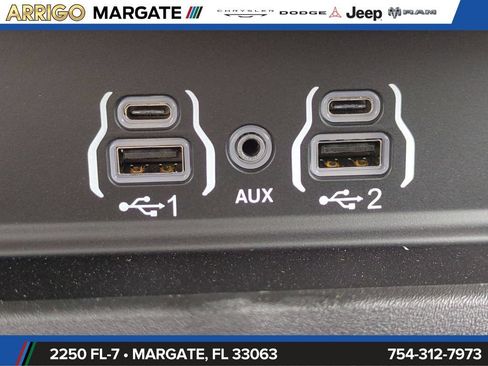 New 2026 RAM 1500 Express AWD/4WD image 23